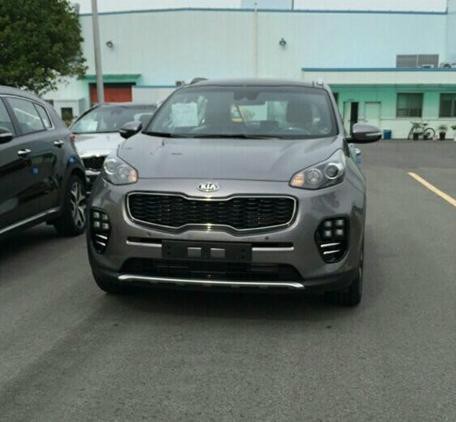 Новый Kia Sportage застали без камуфляжа